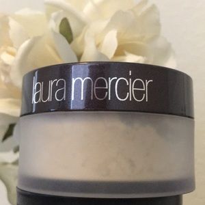 Laura Mercier Translucent Setting Powder